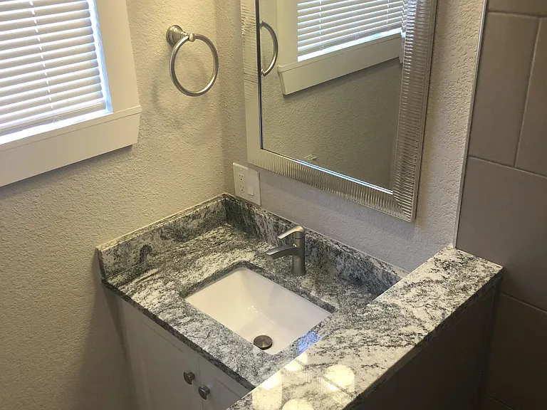603 Devine St #2 — Photo 11