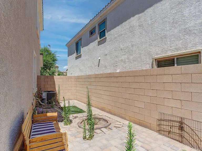 8040 Skye Falls St — Photo 34