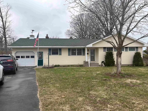 7 Randall Ct, Massena, NY 13662