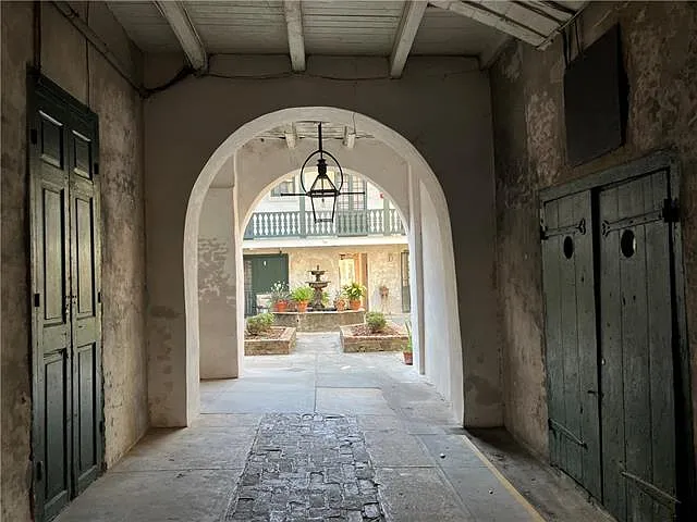 1 bed, 1.0 bath, 453 sqft, $1,500 — Photo 2