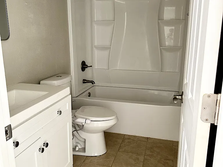 1705 Ogle Rd #13 — Photo 4