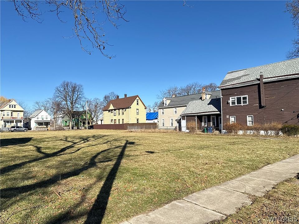 1st image of 322 Adams St Lot 17