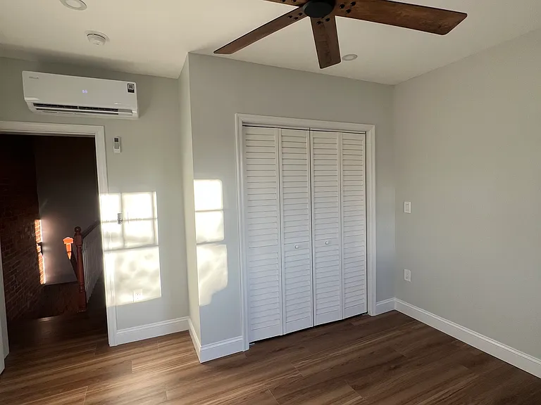 1456 N Myrtlewood St — Photo 9