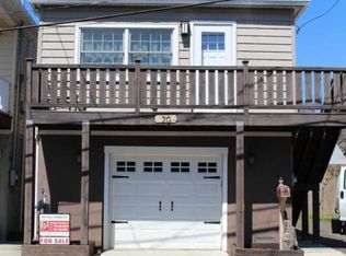 70 Barberie Ave, Highlands, NJ 07732