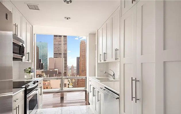 Rented by Cote Luxury Real Estate | media 12