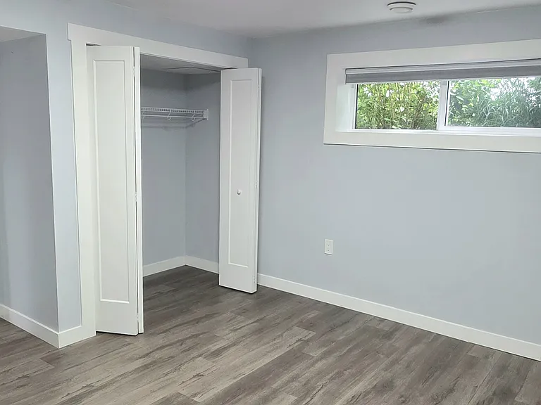 76 E Rundle Pl SW — Photo 5