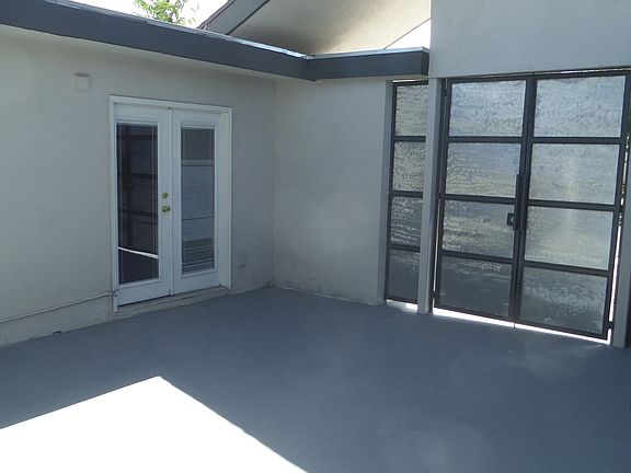 5th image of 2280 Mohigan Way
