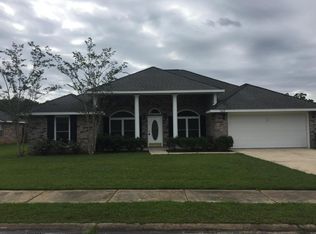 1606 Lori Dr, Ocean Springs, MS 39564