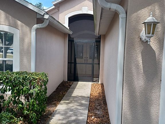 2nd image of 34943 Meadow Reach Dr