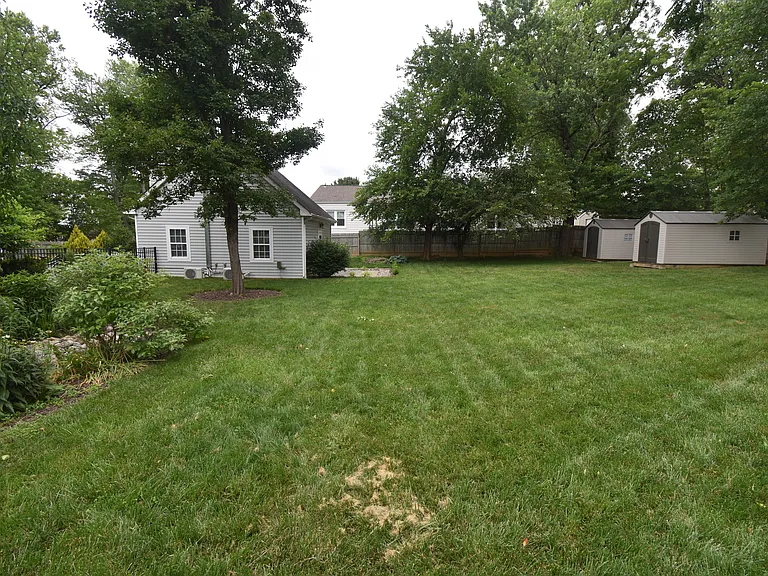 2901 Meadow View Rd — Photo 7