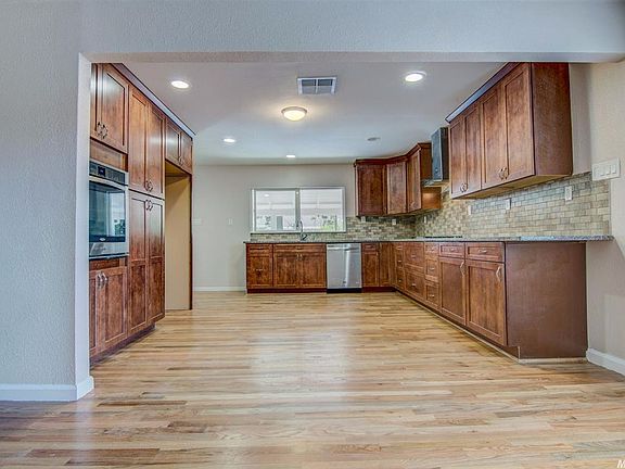 2nd image of 3857 Terra Vista Way