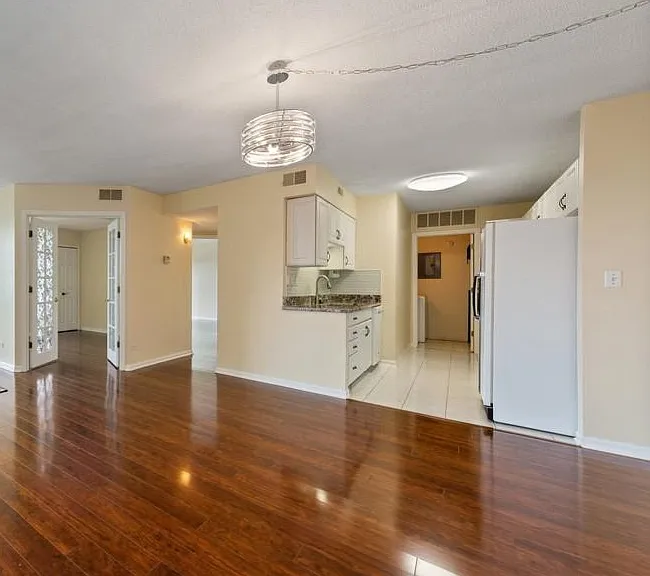 511 Aurora Ave #602 — Photo 8