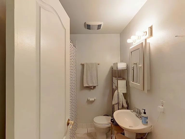1001 Prince St #7A — Photo 8
