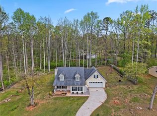 135 Creekview Dr, Newnan, GA 30263