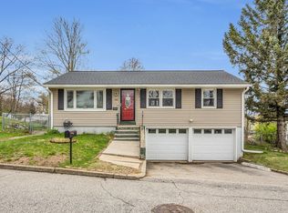 105 Doris St, Manchester, NH 03103