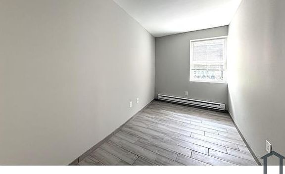 4th image of 634 N May Pl #1