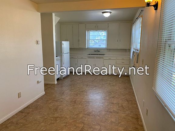 4th image of 236 S Buena Vista St