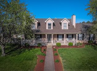 9000 Fox Chase Rd, Louisville, KY 40228