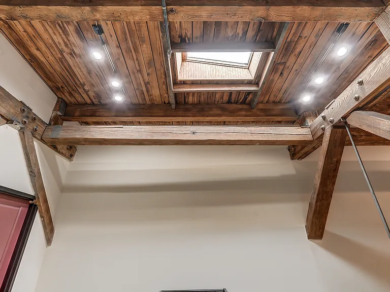 815 Porter St #407 — Photo 43