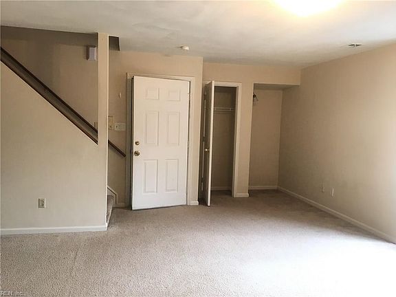 5th image of 537 W 20th St APT 202