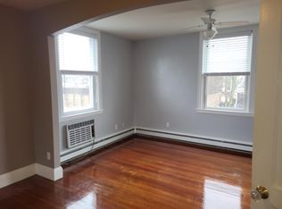 65 East St APT 6, Riverside, RI 02915