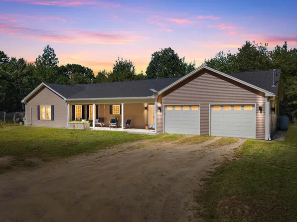 5 Howards Lane, Windsor, ME 04363