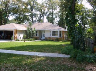 2228 Eastland Rd, Mount Dora, FL 32757