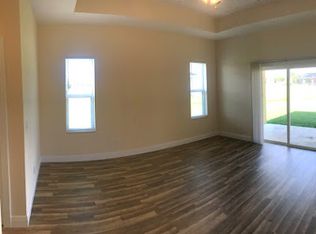 5799 NW Whitecap Rd, Port Saint Lucie, FL 34986