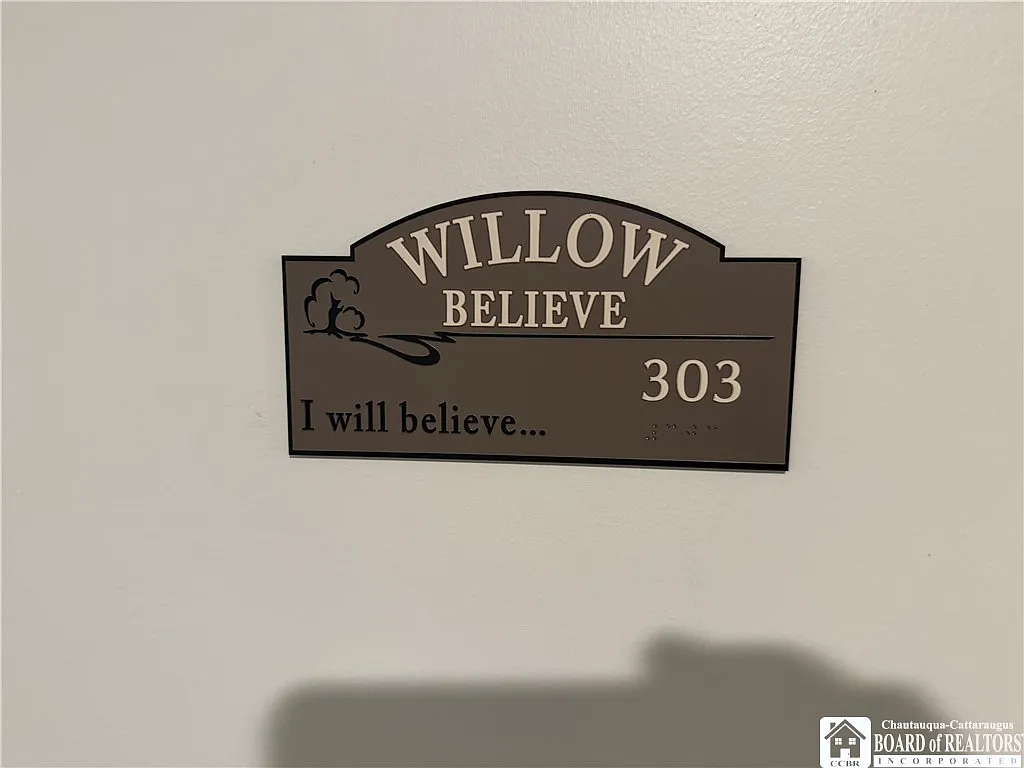 1 bed, 1.0 bath, 800 sqft, $850 — Photo 2
