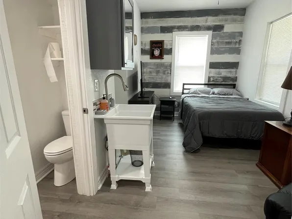 2302 Avenue H, Rosenberg, TX