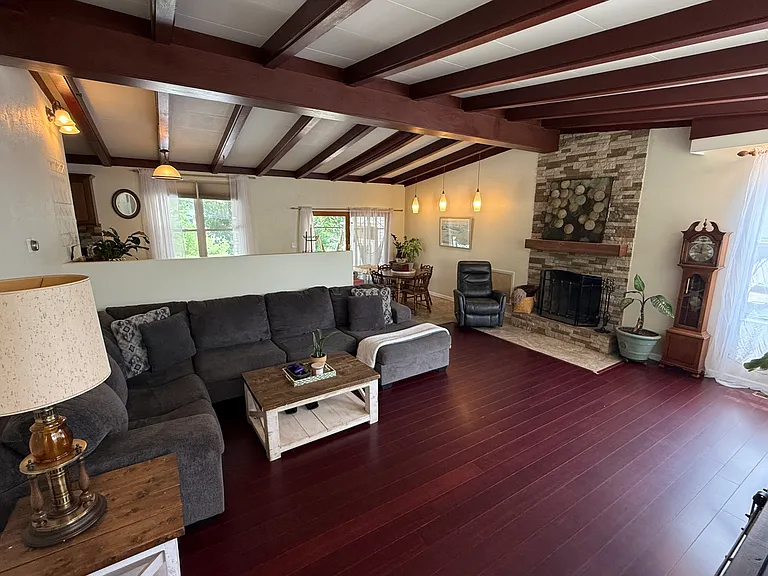 192 Valley Dr — Photo 6