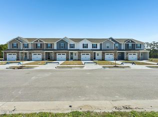 87 Commons View Drive, Hampstead, NC 28443