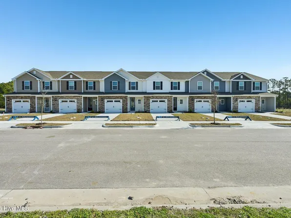 107 Commons View Drive, Hampstead, NC 28443