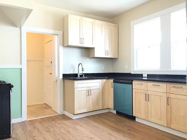 1st image of 544 Precita Ave #B