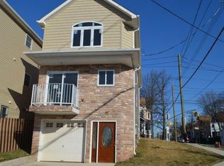 125 Garfield Ave, Staten Island, NY 10305