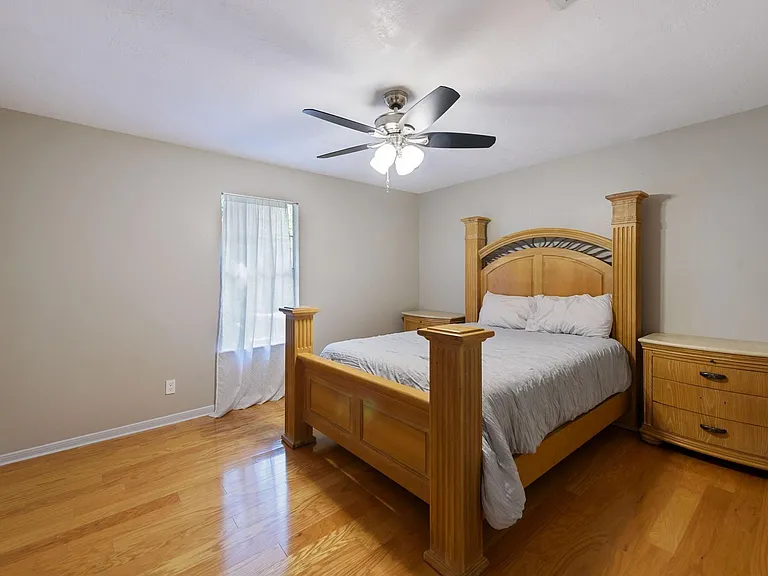 2824 S Logrun Cir — Photo 32