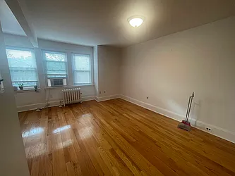 Rented by Metropolis International Realty Inc.