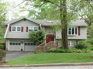 1 Carroll Ct, Parsippany, NJ 07054