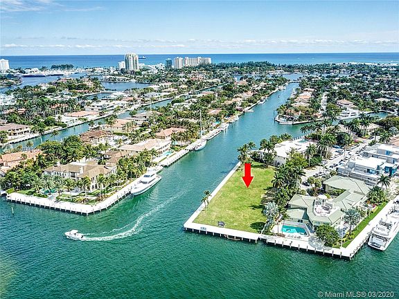 3rd image of 2401 Laguna Dr