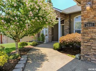 2840 Round Tree Ave NW, Salem, OR 97304