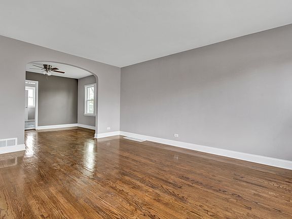 2nd image of 14437 S Emerald Ave