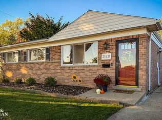 21721 Violet St, Saint Clair Shores, MI 48082