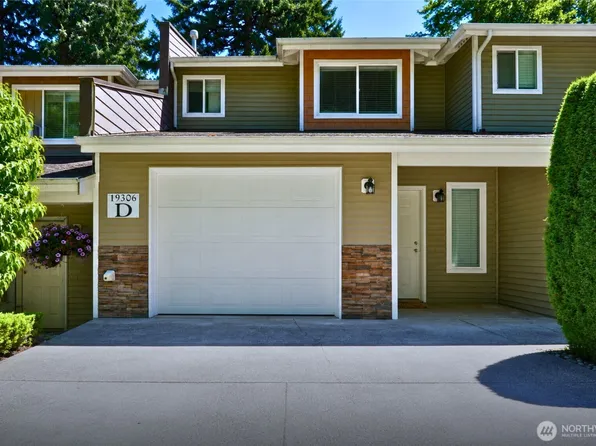 19306 75th Street E #D2, Bonney Lake, WA 98391