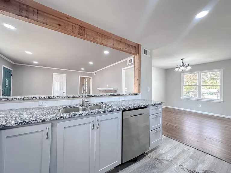 4004 S Toledo Ave — Photo 12