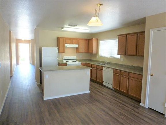 5th image of 2796 W San Carlos Ln