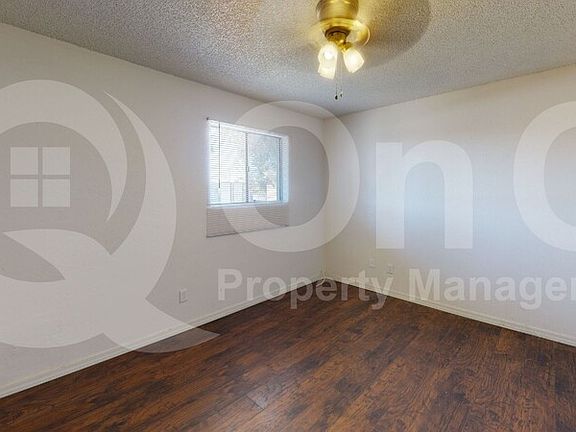 5th image of 4615 N 39th Ave APT 10