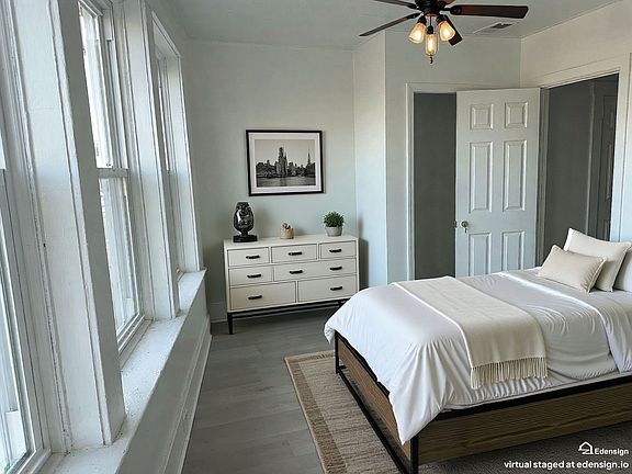 bedroom virtually staged