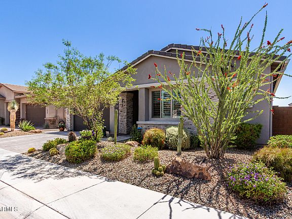 2nd image of 2835 E DONALD Drive
