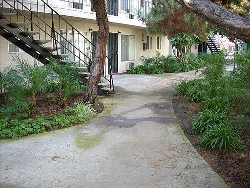 5th image of 770 S Magnolia Ave APT 14