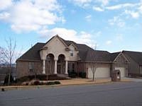 1st image of 2008 Parkridge Dr